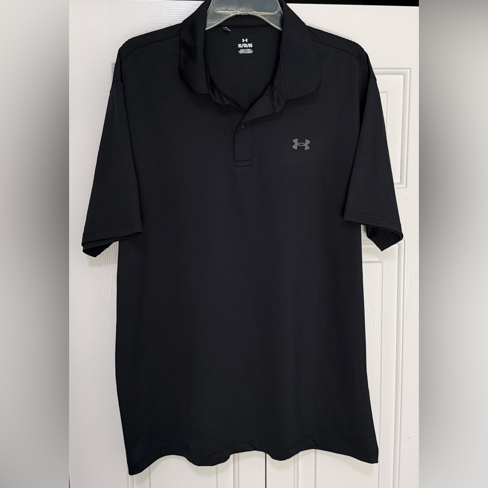 Under Armour Performance Mens XL Black Polyester Shirt